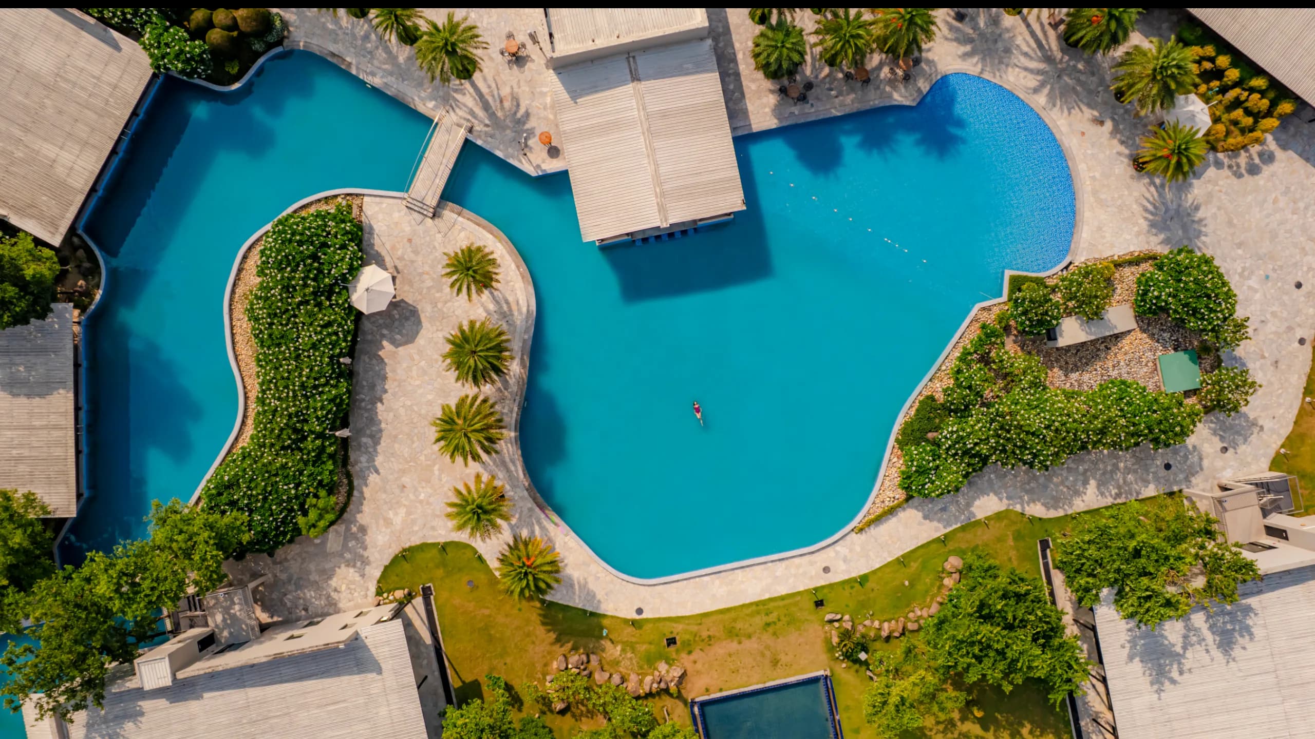 largest swimming pool in nepal in tiger paalce by soaltee bhairahawa