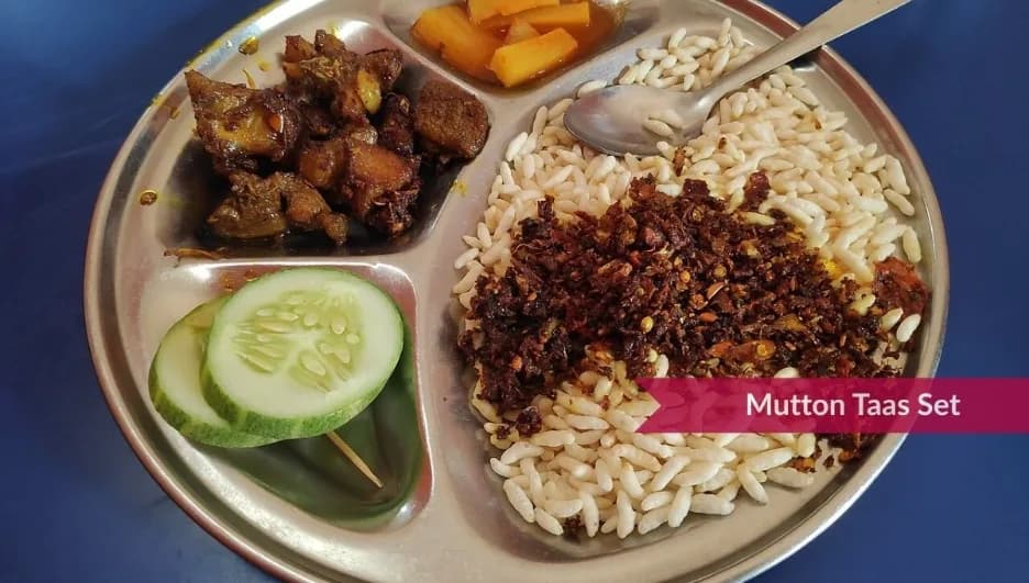 Best Foods to Eat in Chitwan: Tharu Flavours & Local Dishes